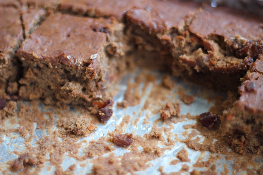 GLUTEN/SUGAR-FREE VEGAN CARROT&nbsp;CAKE