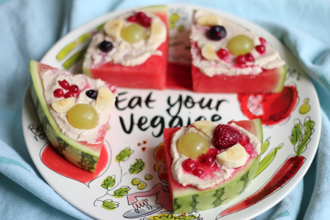 Raw vegan challenge Day 6 (watermelon&nbsp;pizza)